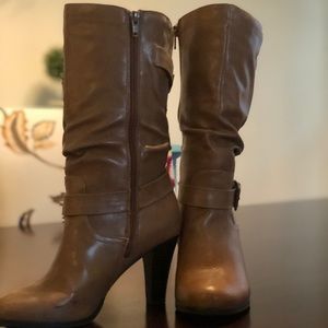 Toupe Slouch Boots